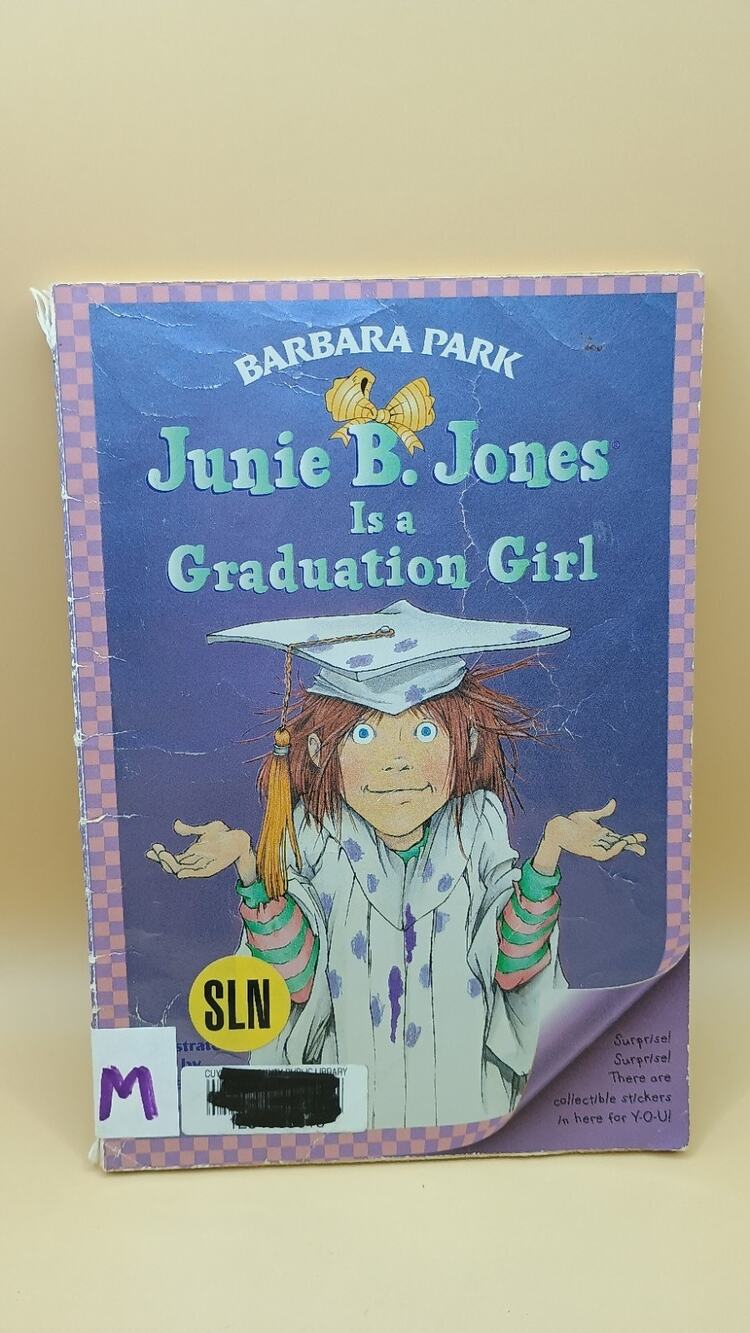 Junie B. Jones Is a Graduation Girl by Barbara Park (2001, Hardcover)